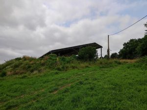 hangar agricole vu de profil