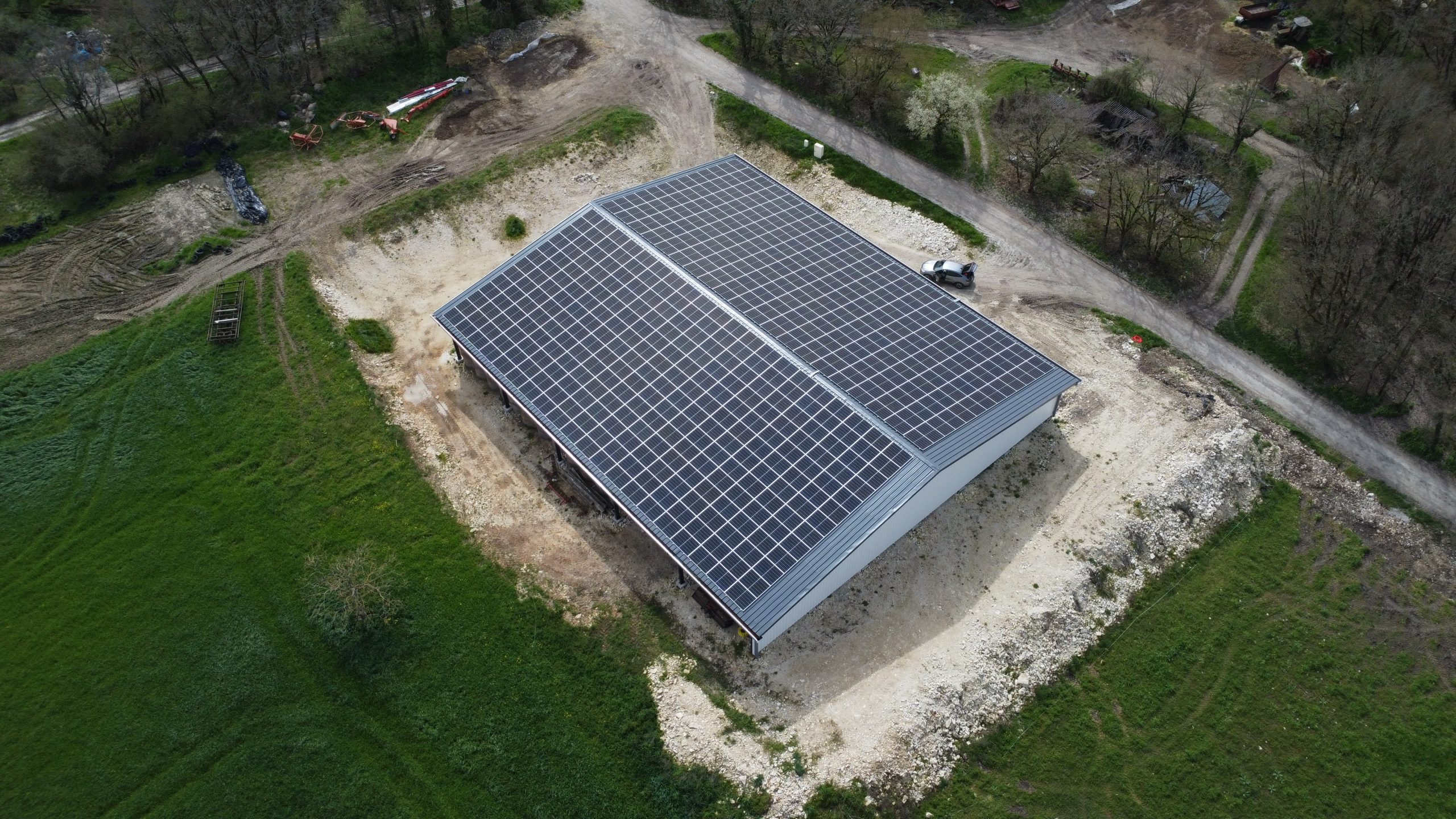 hangar agricole photovoltaïque vu de haut