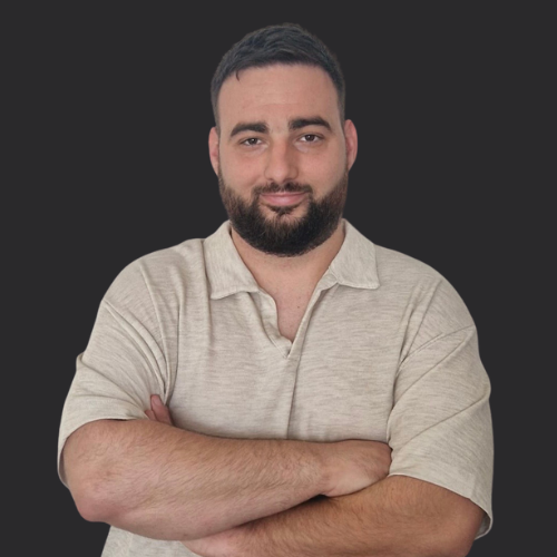 Girasole Corsica pour les projets solaires en corse, portrait du chargé de développement administratif